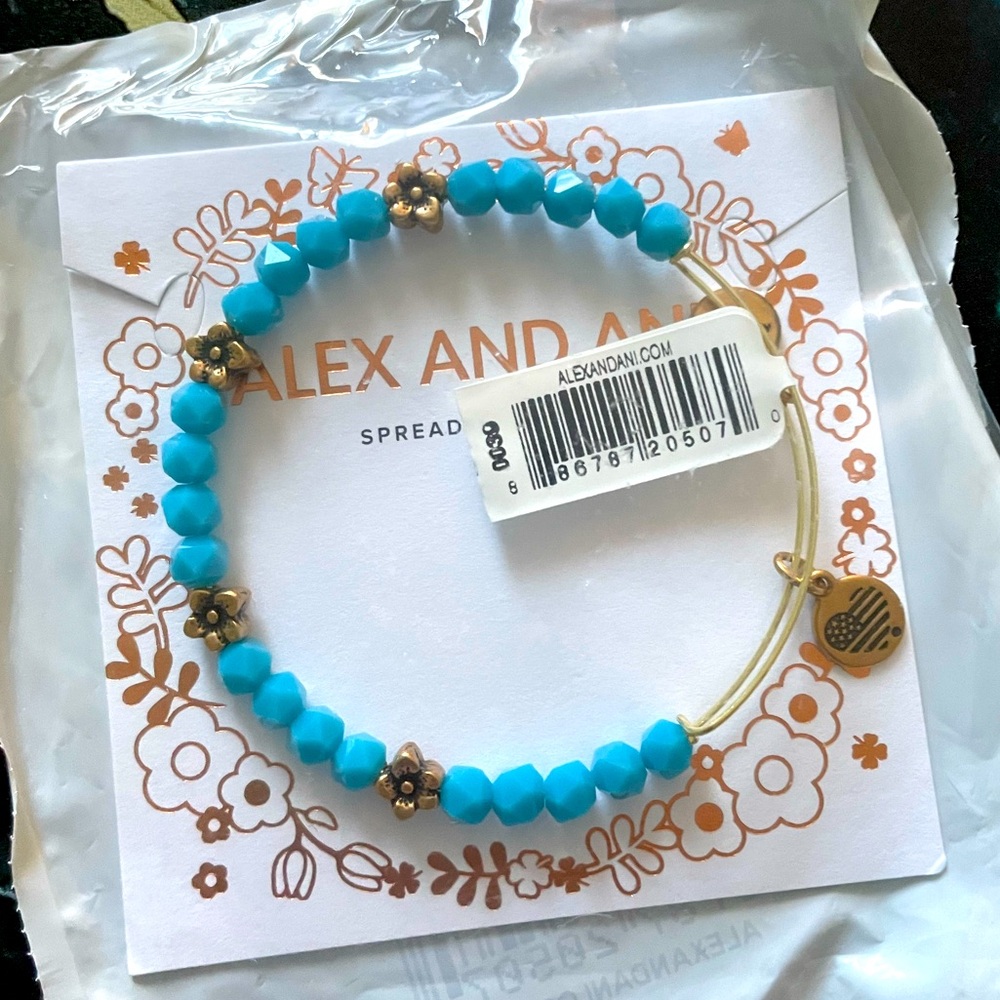 NWT Alex and Ani Daisy Beaded Bangle Bracelet